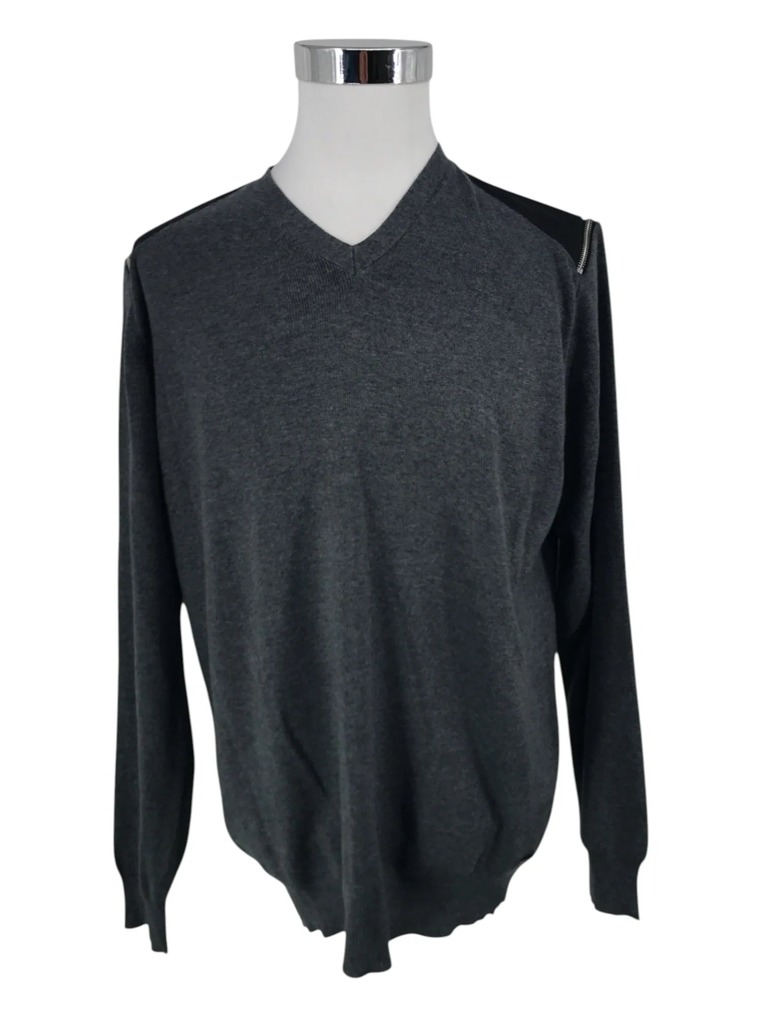 e6da9d9345fba65afd424bf6121cbdd9_izac-pulls-xxl