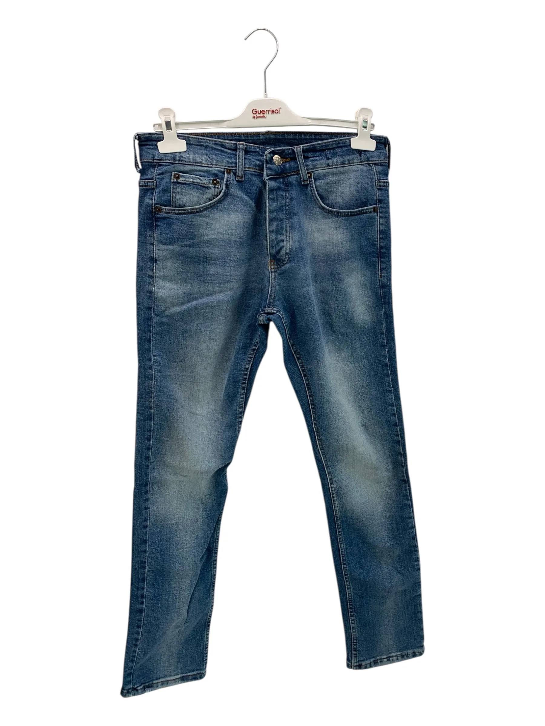 407a53133451a9e3c95522d07048c0d9_icone2-jeans-w31