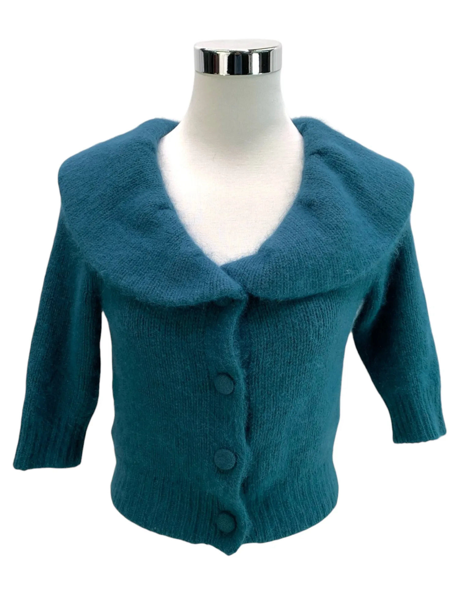 67b3dea98e177258ce1460ec11d772e9_mango-cardigans-gilets-m