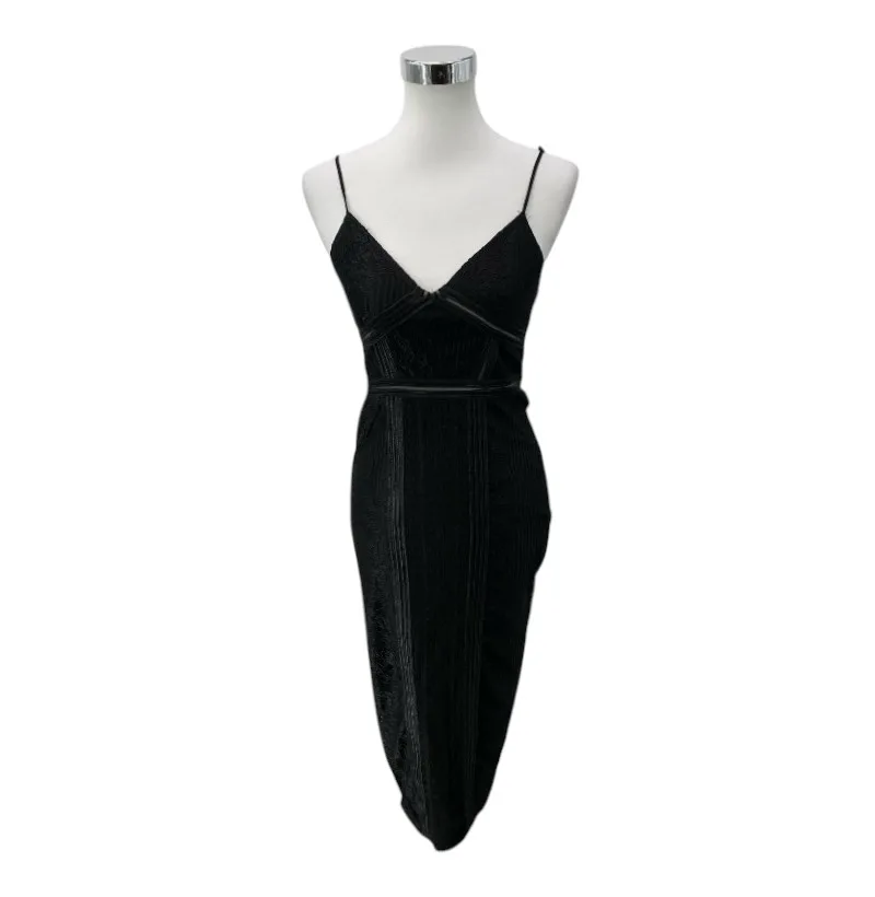 bdc4426b6753e1d5c0652eceda4d2803_prettylittlething-robes-mi-longues-42