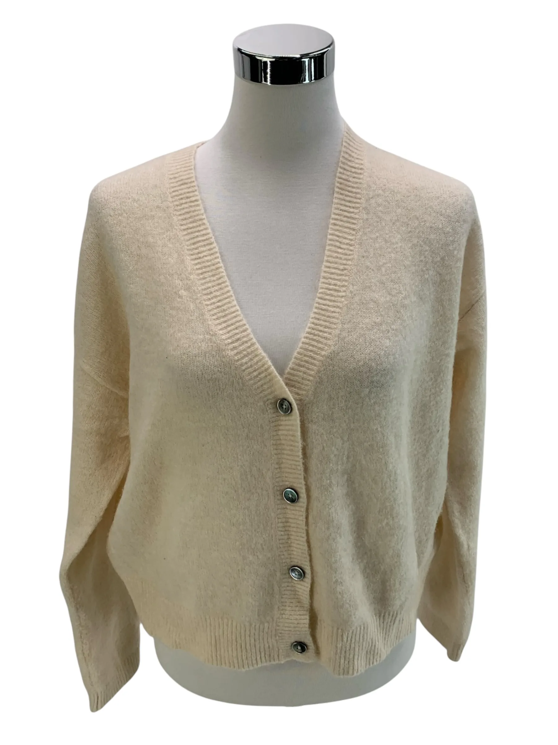 c21b6c333b470bb886f9f089fe1b4c8f_monoprix-cardigans-gilets-t-4