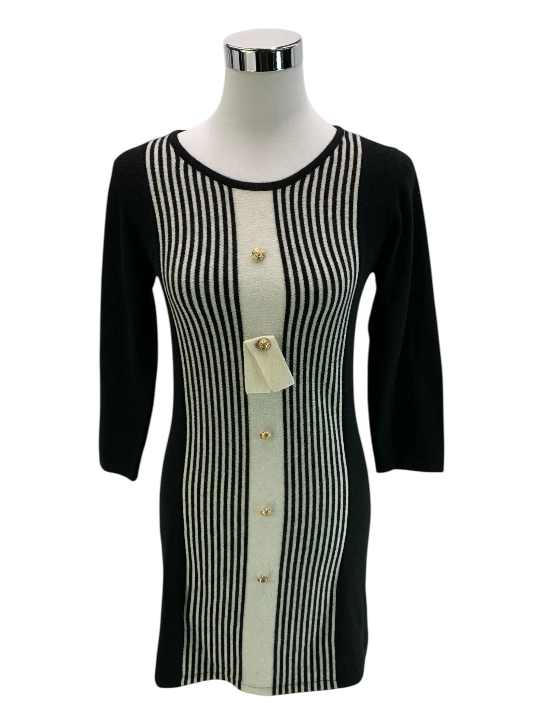 e1417b641579d7aa0298bda55bbfb6b8_mitzu-robe-100-cachemire-s