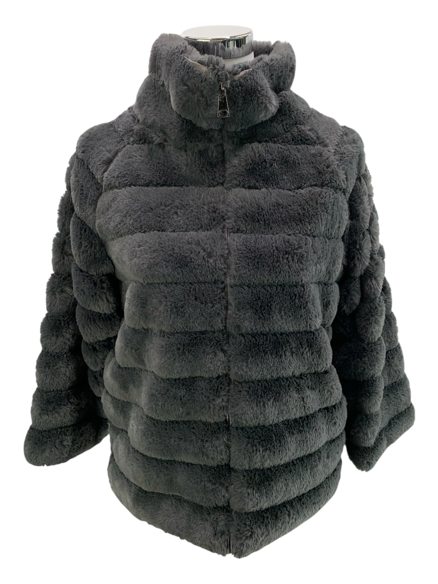 07be0180deca3f0651e022c1fe68c7bd_guerrisol-manteaux-en-fausses-fourrures-l