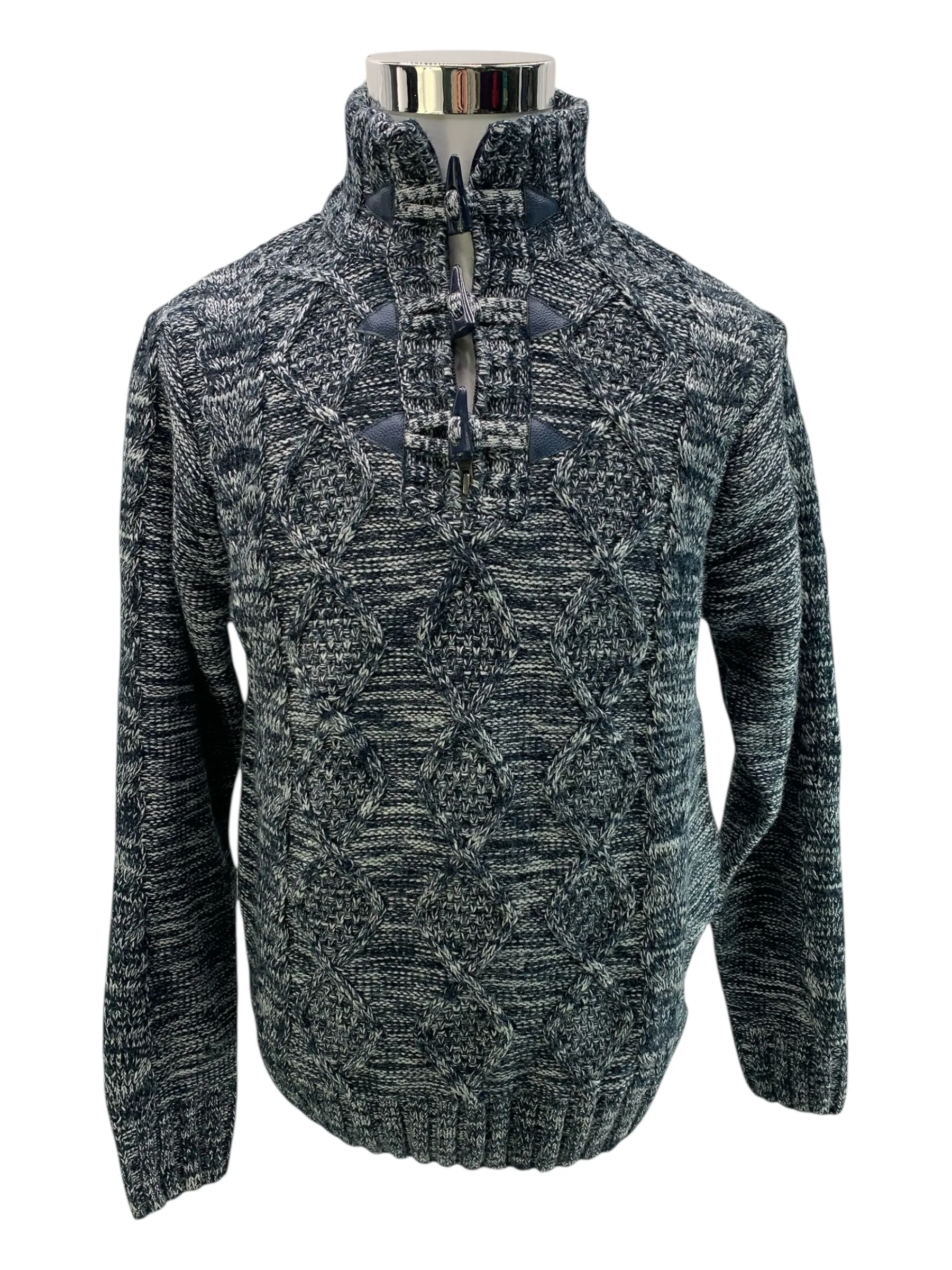 0bb8687600206ae8f7926427672666a5_c-a-pulls-l