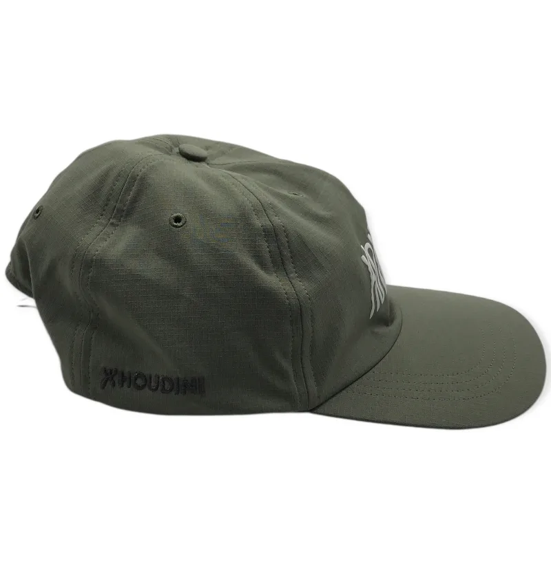 1782b76444e5693af46b8e9b8ac7c1ec_guerrisol-couvre-chefs-h-m-l