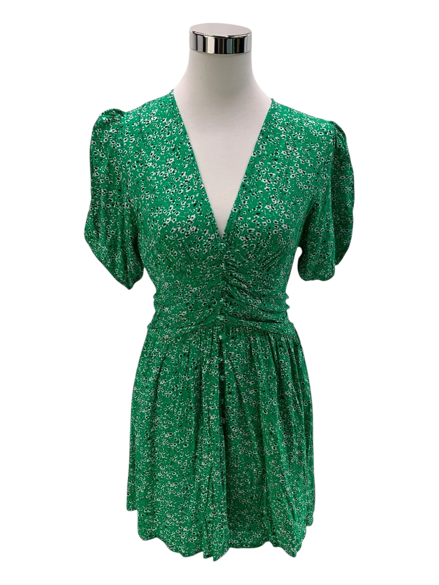 18b37244586d1f410b063d7ce0c8e5af_goa-collection-robes-courtes-t-3