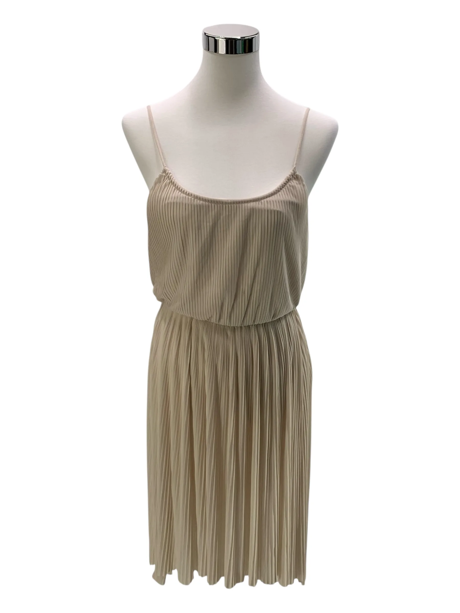 49e62d5b57fd8565e513336d39ca2823_h-m-robes-courtes-m