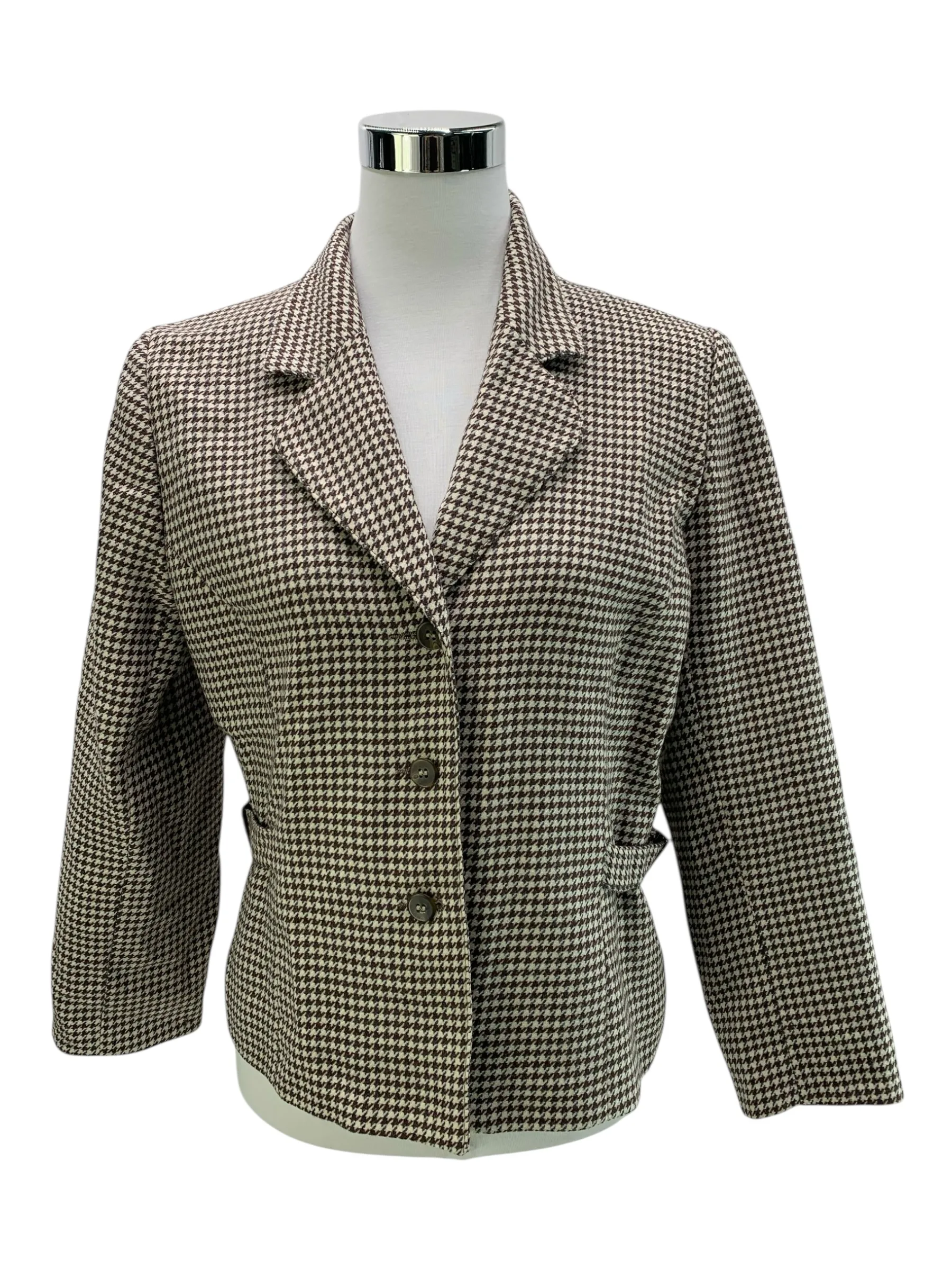 4ae22779a80f9747ab78ff5d6e10f1e6_armand-ventilo-blazers-42