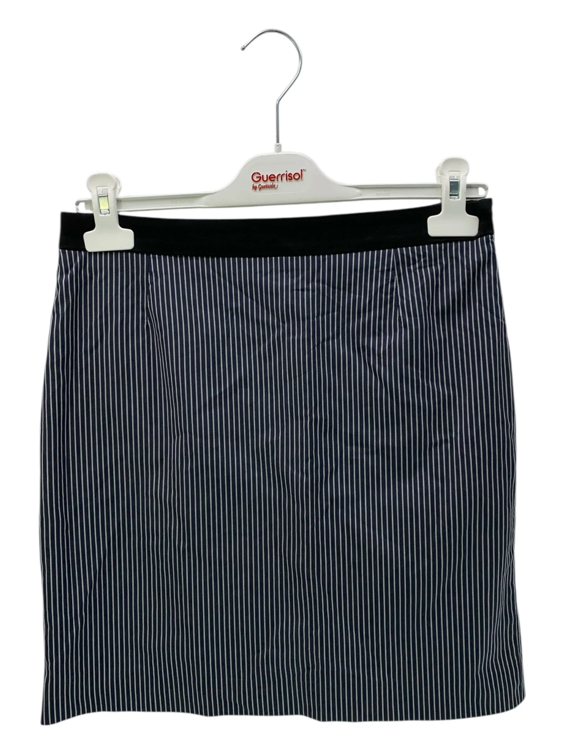 6711fbcf5c1d3a053351e8b7d2645f71_claudie-pierlot-jupes-courtes-36