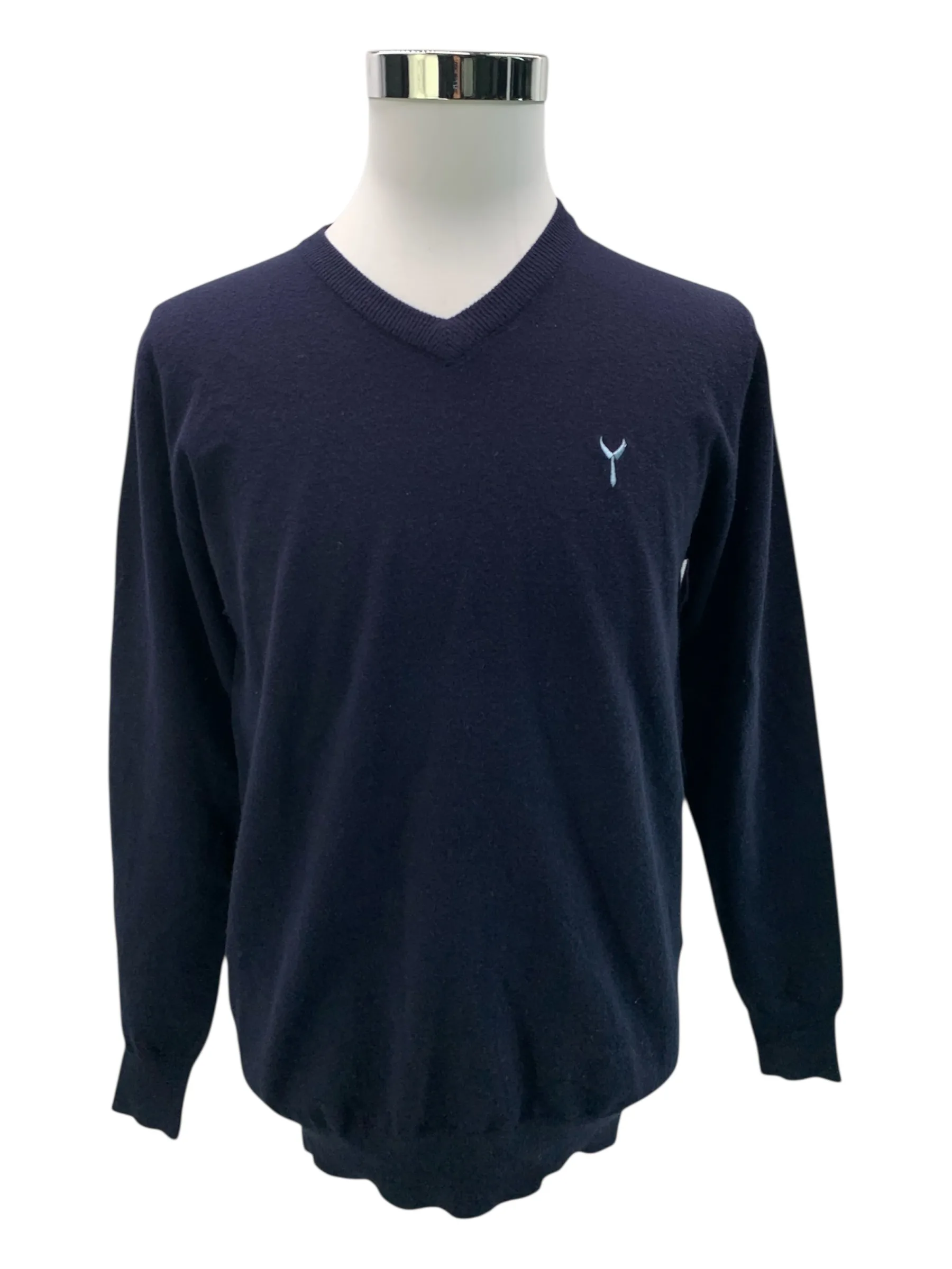 6e22382d4eafb4e3b5722752dda664e9_yves-enzo-pulls-m