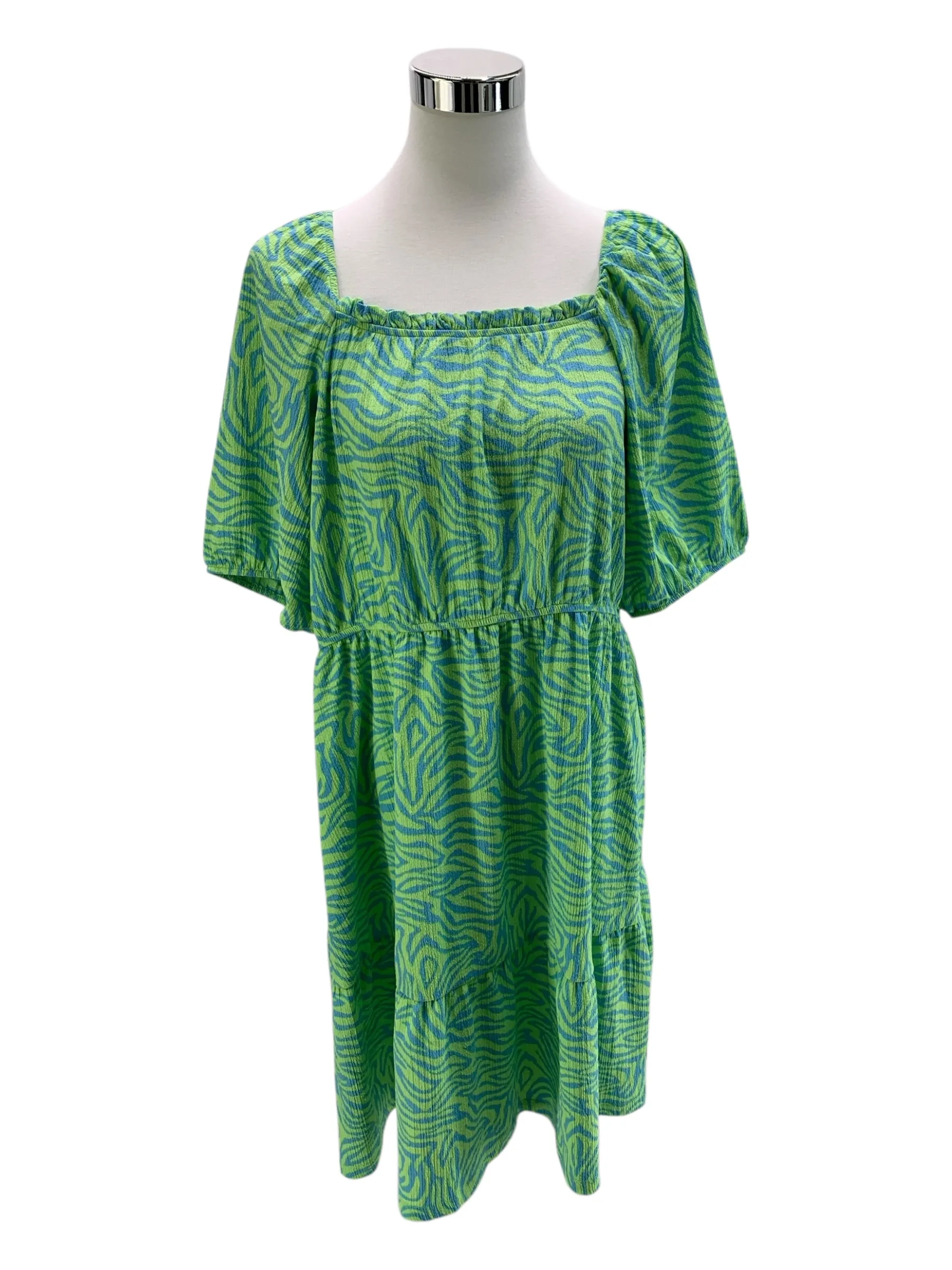 71c5dac4773bb8ecb6ab4064b01e080f_lcw-maternity-robes-courtes-3xl