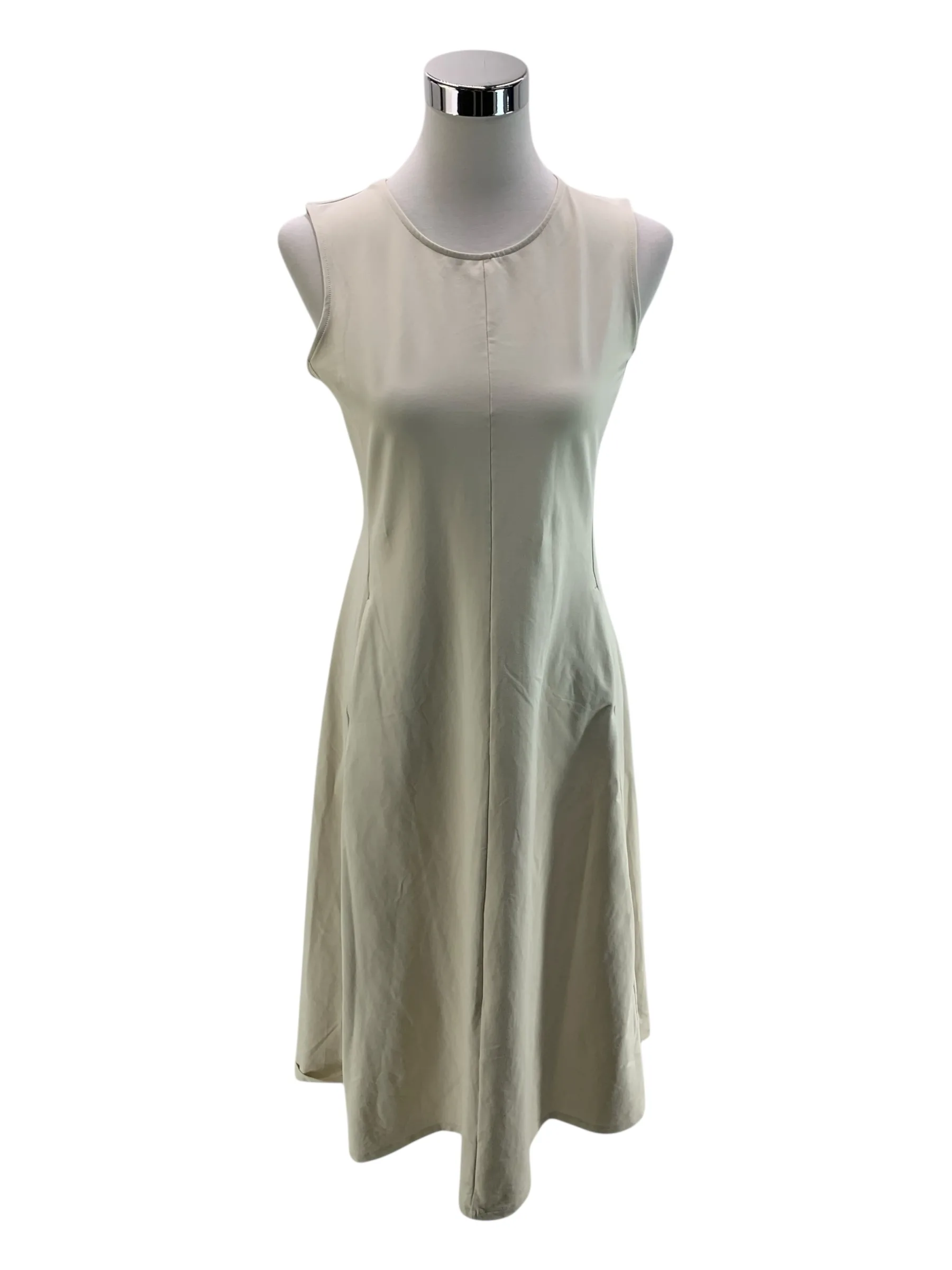 859b722eae8c5f1e5476b9466ec6ed5a_uniqlo-robes-mi-longues-m