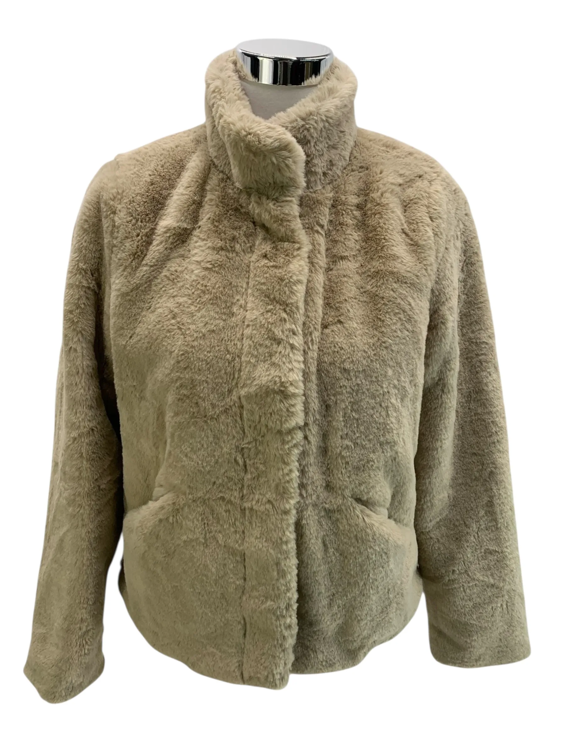 9042673d7dd598b7c8f14707345c5faa_only-manteaux-en-fausses-fourrures-s