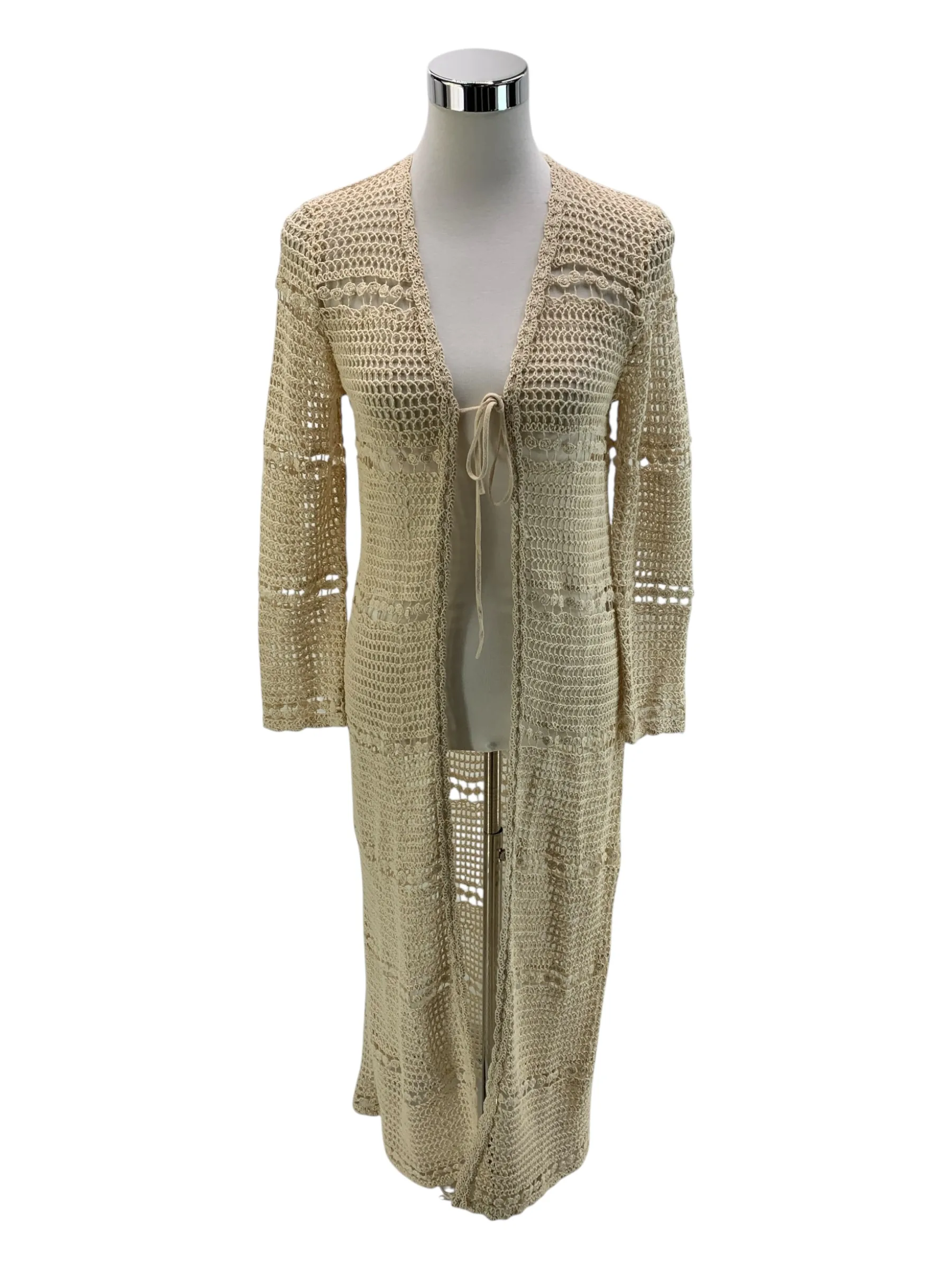 a5fb4f6ddad9cde8d3a6c47d09cc387b_zara-capes-ponchos-s