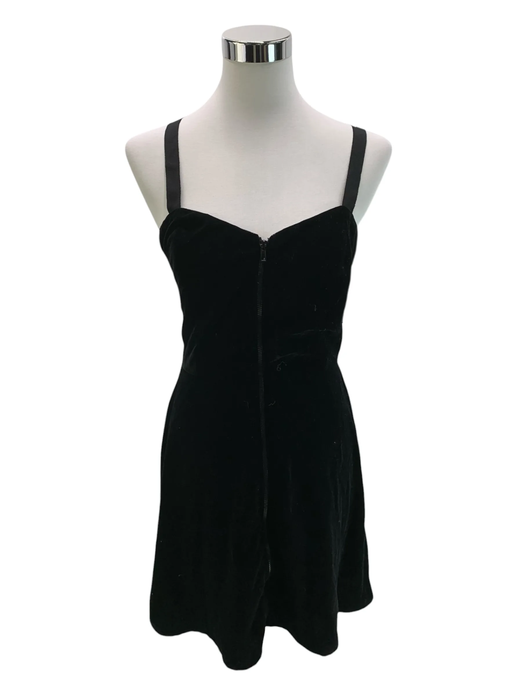 af0f678e6d7db910b67e3cf89a7fa7da_naf-naf-robes-courtes-38