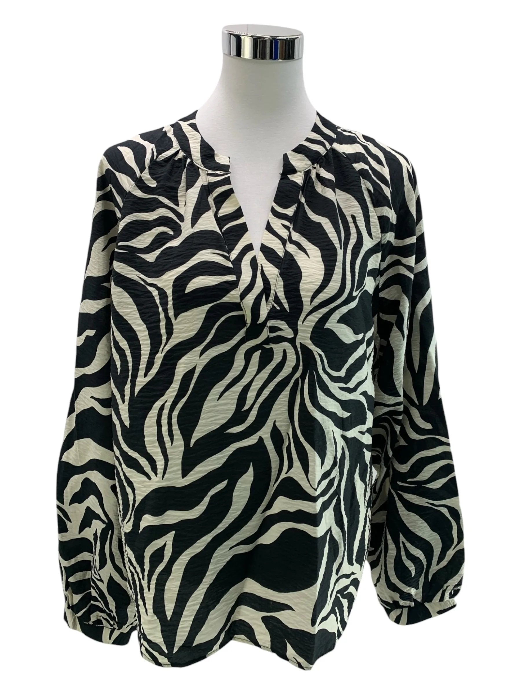 badd0f65c288bb3040d57cc6c7b58fe3_c-a-blouses-48