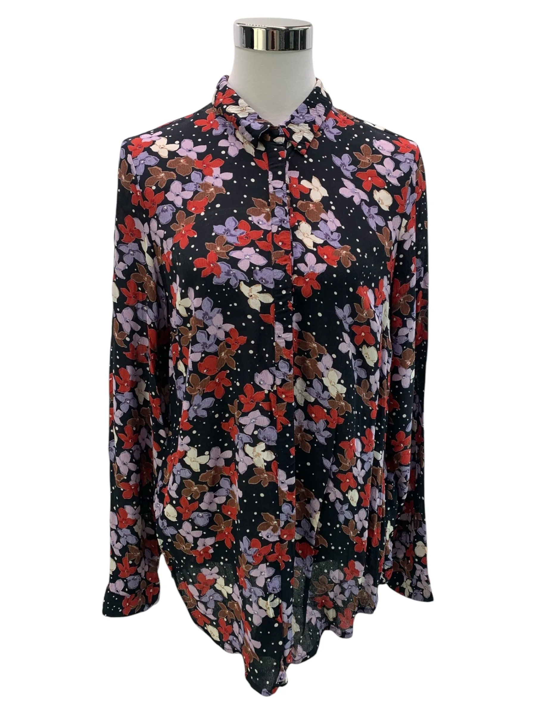 d2e98d26b0cb6c29b7fb1821d9d7223c_vero-moda-chemises-m