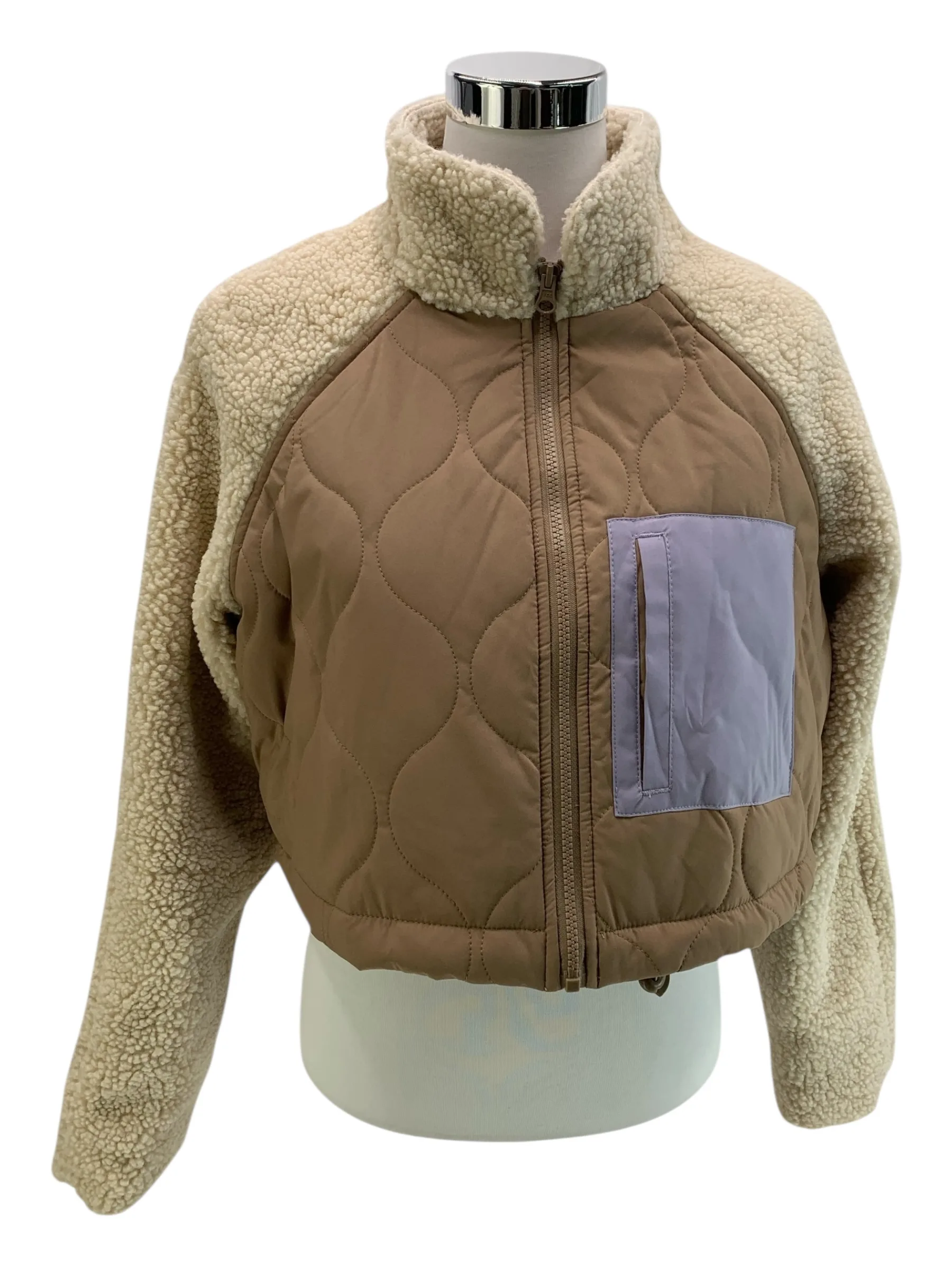 d3e0fc7a964646cc485b9992f54c7375_bershka-vestes-36