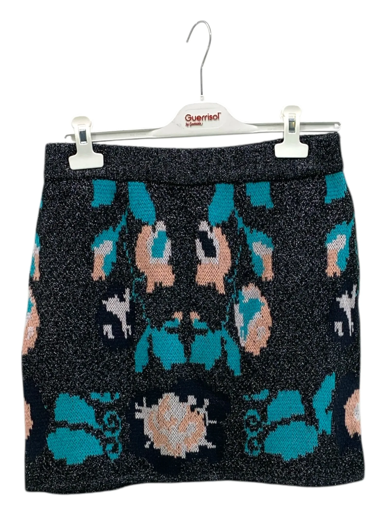 de7163fdc9380a6e825566bfa7b49f18_zara-jupes-courtes-m