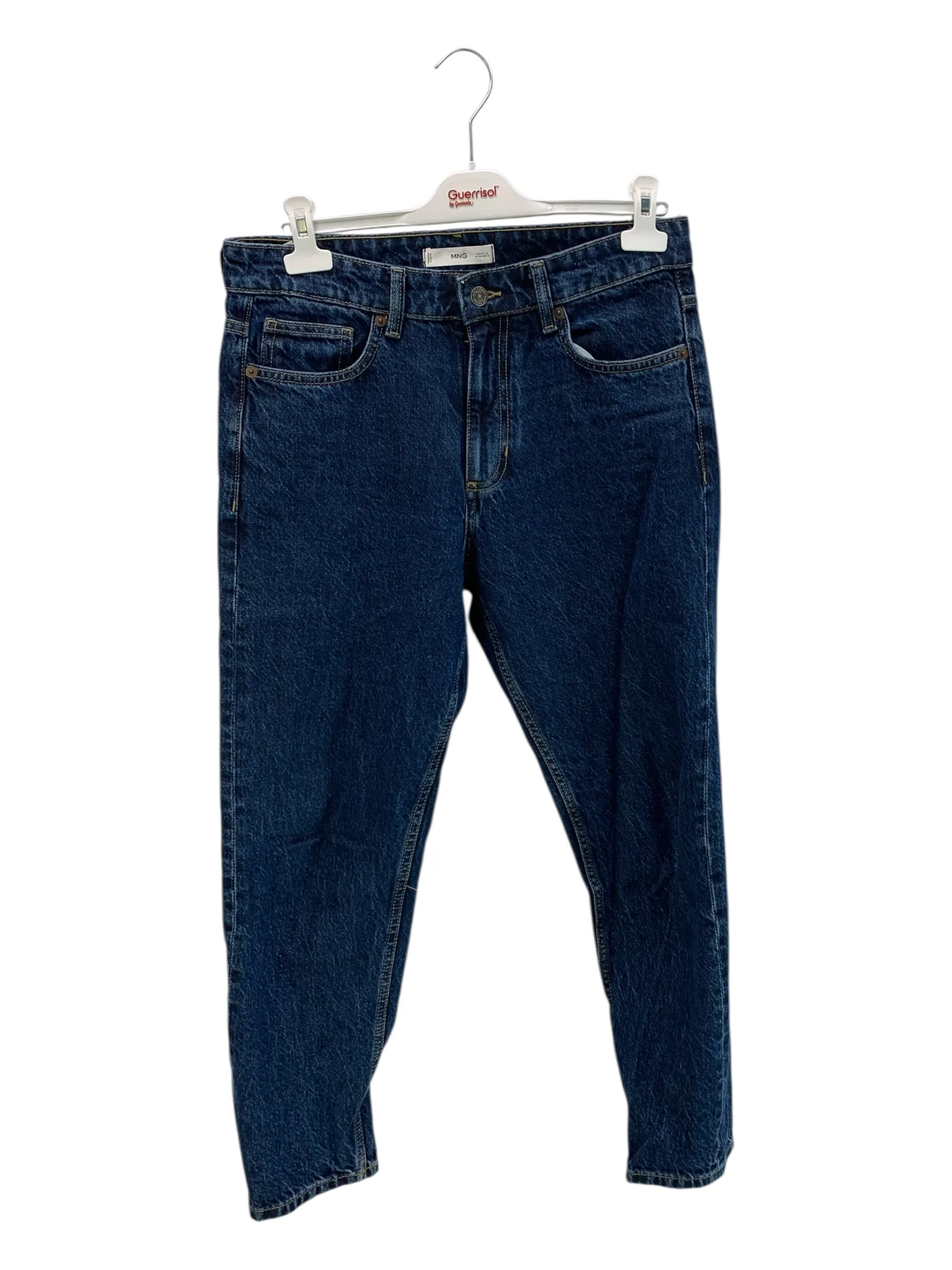 e71a9ea22410144e1386f29511ff8b00_mango-jeans-droits-40