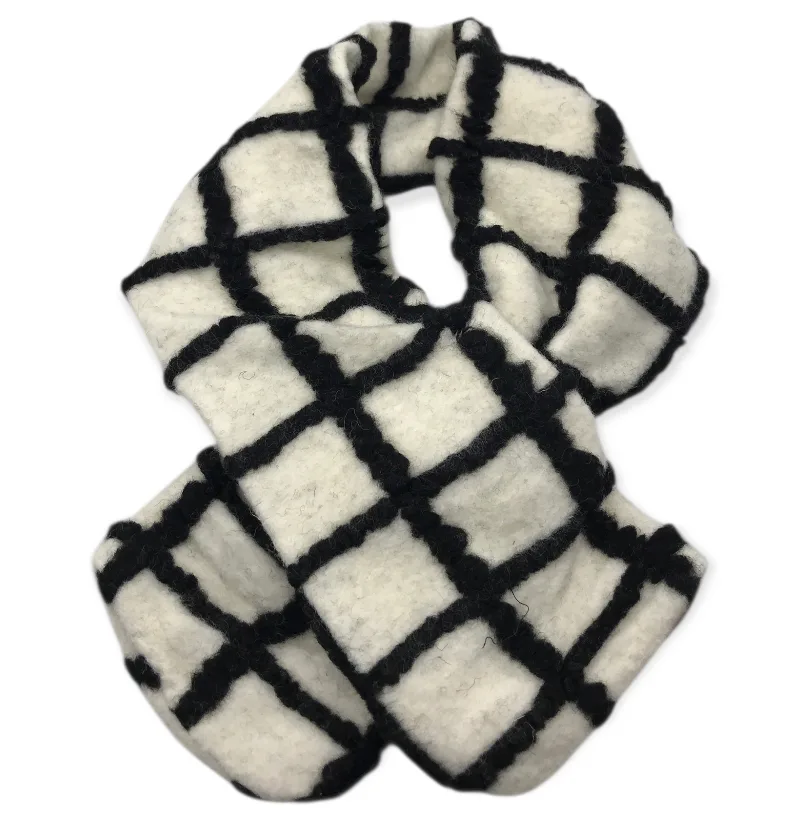 f8642de614158dbb533c0ee50cea409c_guerrisol-echarpes-foulards-t-u