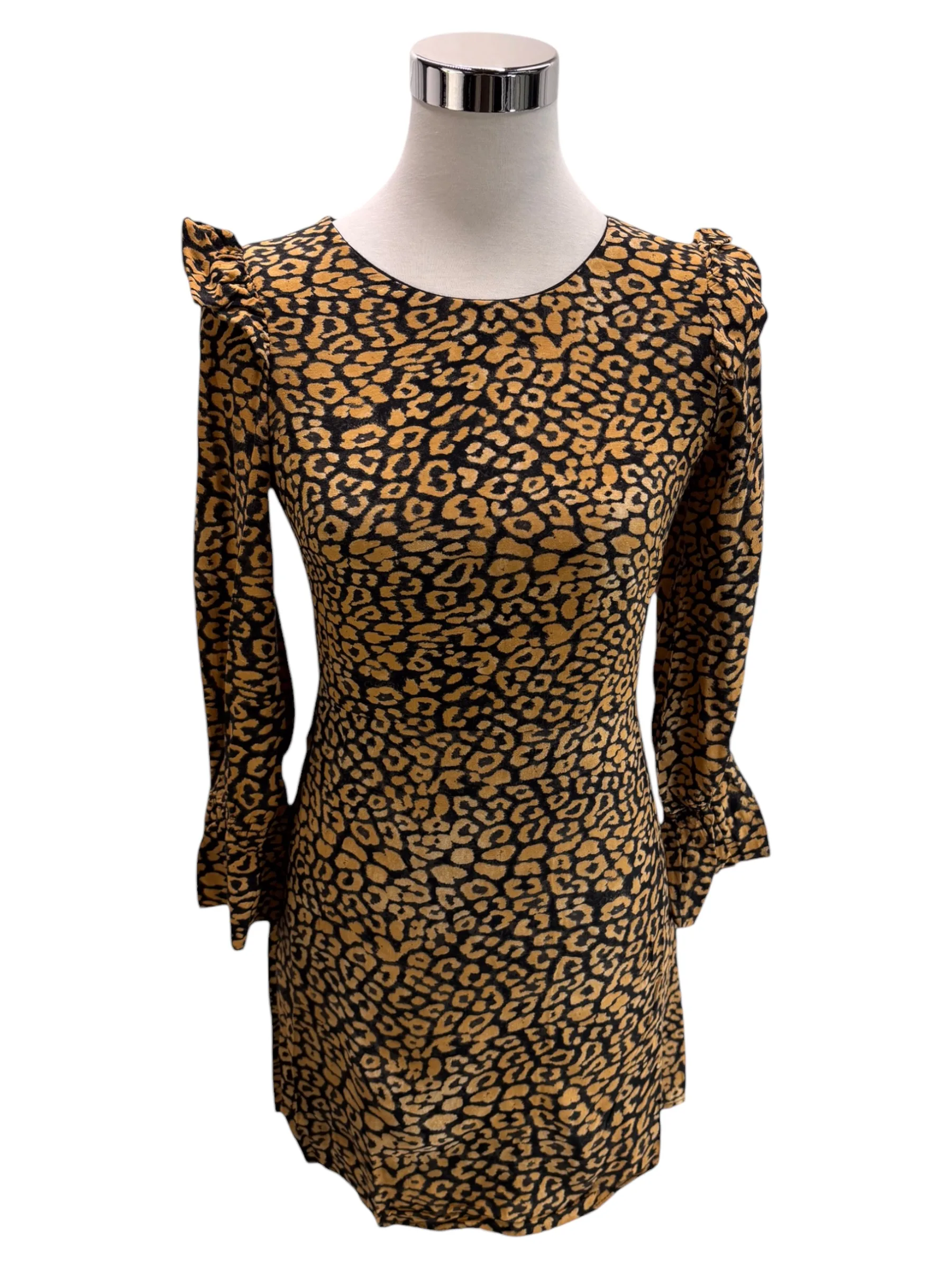 97328e75e63a63b052410379b87f0454_zara-robes-courtes-s