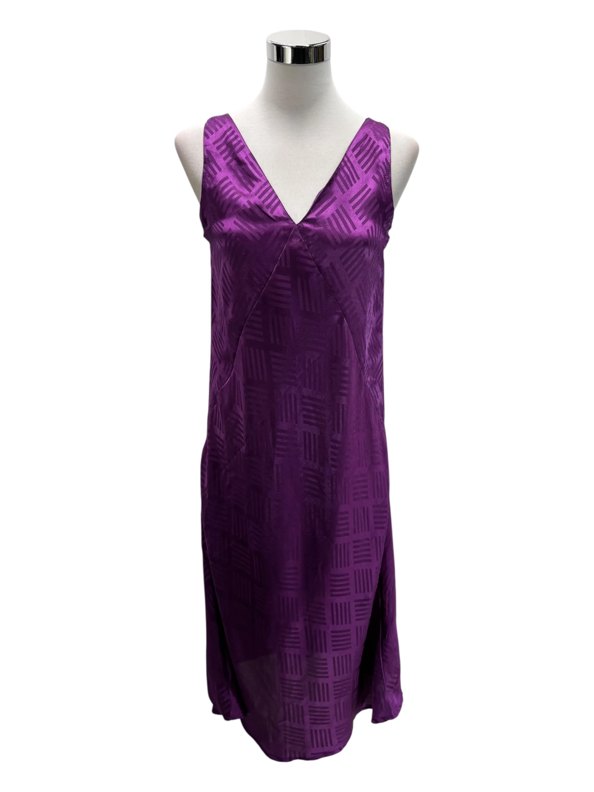 2b5d8291a8cc725543846acee213472c_no-woman-robes-mi-longues-s